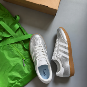 New Arrivals Retro Sneakers – Silver Low-Top Lace-Up Casual Shoes with Removable PU Insoles